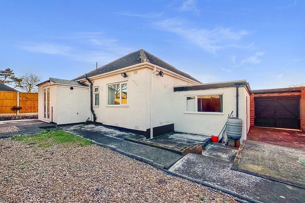 Lime Grove, Chaddesden, Derby, Derbyshire, DE21 6WL 2 bed bungalow for sale £188,000