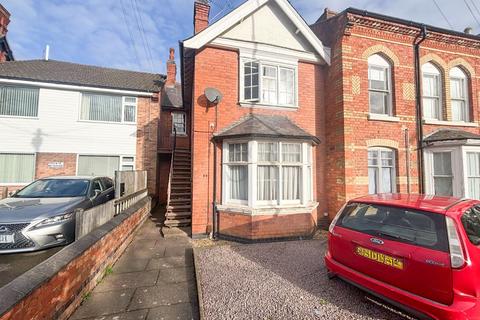 2 bedroom flat to rent, Stoughton Road, Leicester
