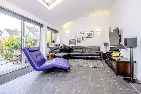 15 Linfields, Amersham, HP7 9QH