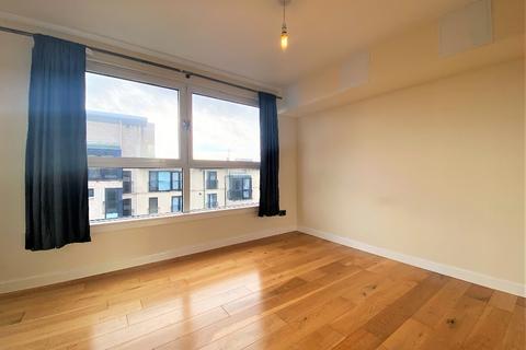 2 bedroom flat to rent, Waterfront Park, Granton, Edinburgh, EH5