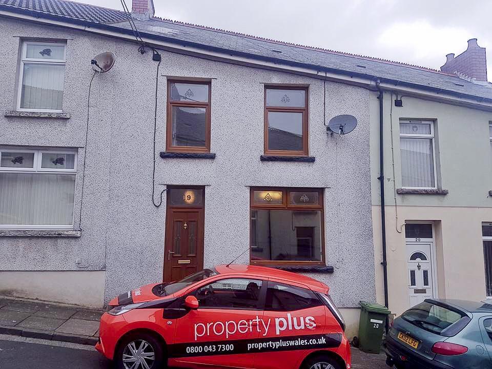 Aberdare Abercwmboi 3 bed terraced house £79,950