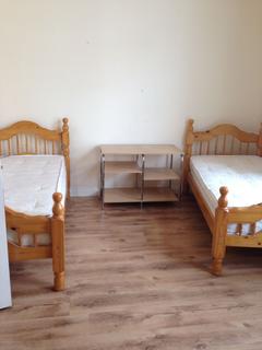 1 bedroom flat to rent, Flat B, Willesden Lane, Kilburn, NW6