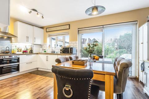 60 Wills Crescent, Whitton, Hounslow, TW3 2JB