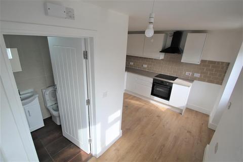 2 bedroom apartment to rent, Russell Drive, Stanwell