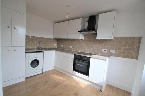 2 bedroom apartment to rent, Russell Drive, Stanwell