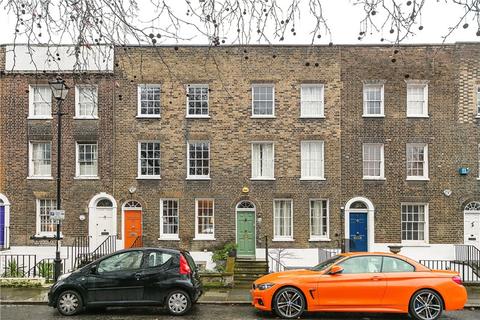14 Cleaver Square, London, SE11 4DW