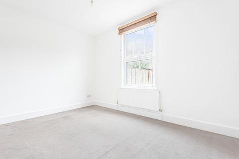 54 Mantilla Road, Balham, London, SW17 8DT