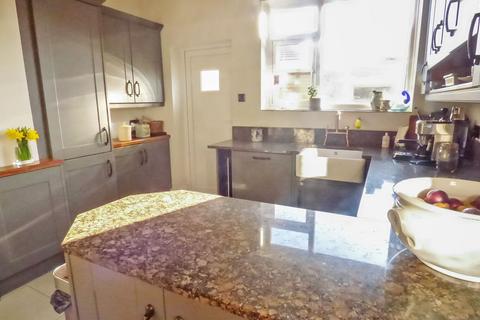 4 bedroom terraced house for sale, Southcliff, Whitley Bay, Tyne & Wear, NE26 2PB