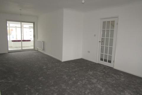 94 Garry Way, Romford, RM1 4AW