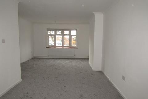 94 Garry Way, Romford, RM1 4AW
