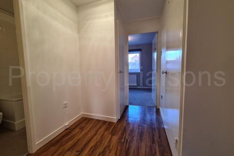 28 Rum Close, London, E1W 3QX