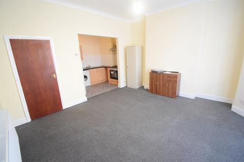 1 bedroom ground floor flat to rent, Wordsworth Avenue, Flat 1, Roath, Cardiff