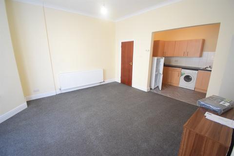1 bedroom ground floor flat to rent, Wordsworth Avenue, Flat 1, Roath, Cardiff