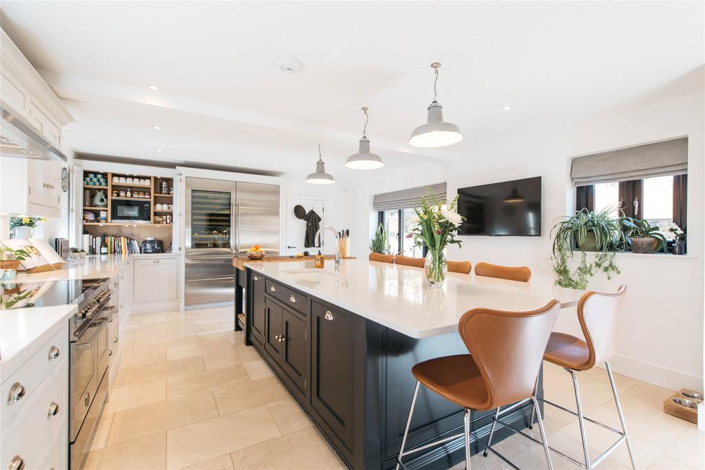 Kitchen/Breakfast Rm