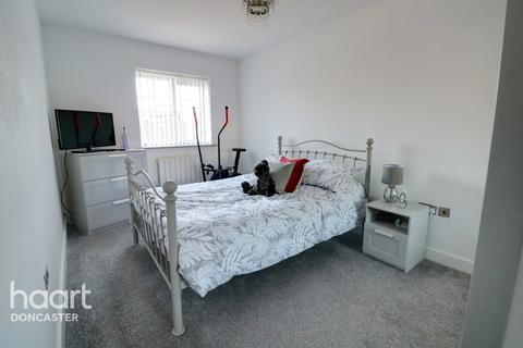 Flat 5, Little Paddocks Carr Lane, Bessacarr, Doncaster, DN4 7PX