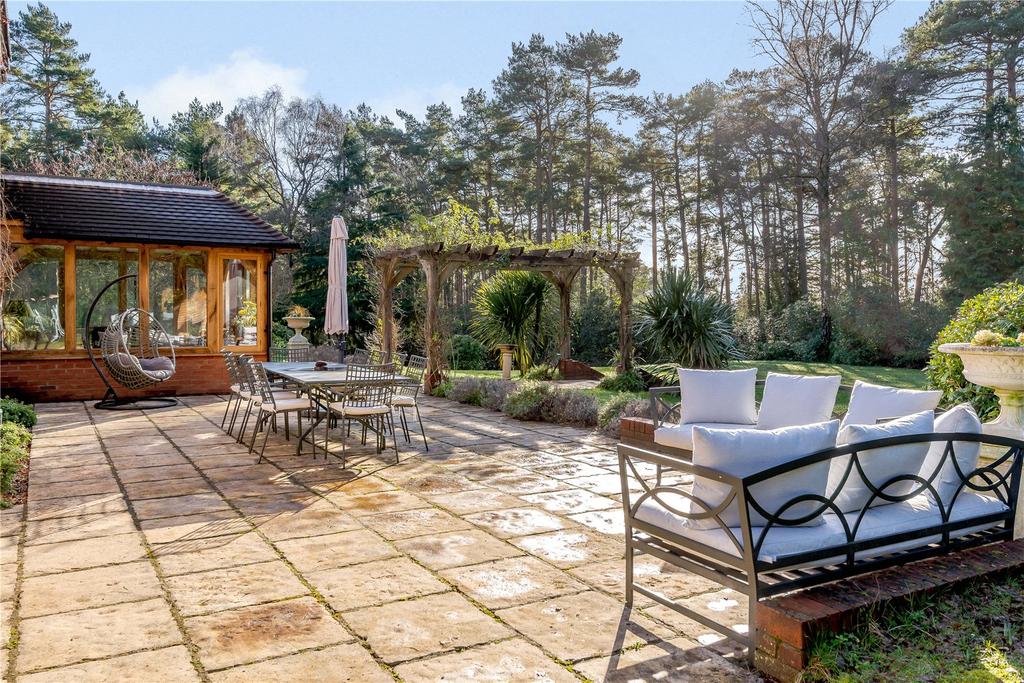 Terrace &amp; Garden