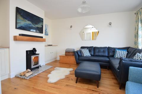 14 Beacon Close, Amesbury, Salisbury, SP4 7EG