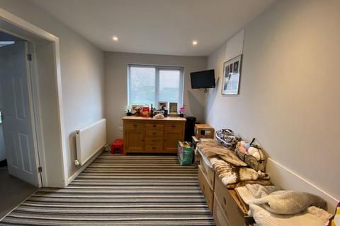 22 Mapperley Drive, Northampton, NN3 9UF