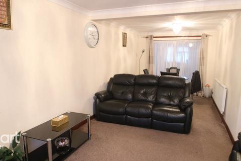 188 Goodman Park, Slough, SL2 5NL