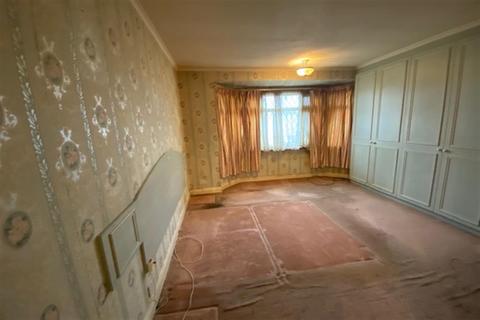 132 Sewardstone Road, London, E4 7PY