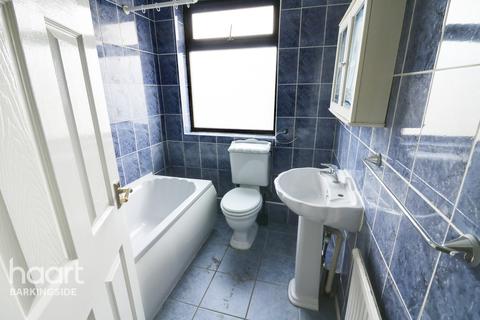 34 Dunspring Lane, Ilford, IG5 0UB