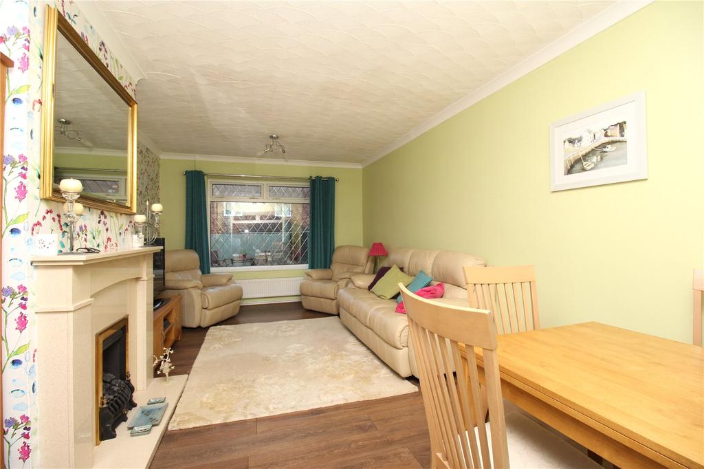 Halewood Road, Liverpool, L25 3 bed townhouse £850 pcm (£196 pw)