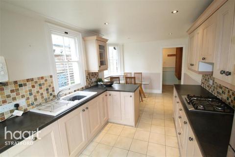 121 Capel Road, London, E7 0JT