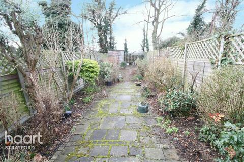 121 Capel Road, London, E7 0JT