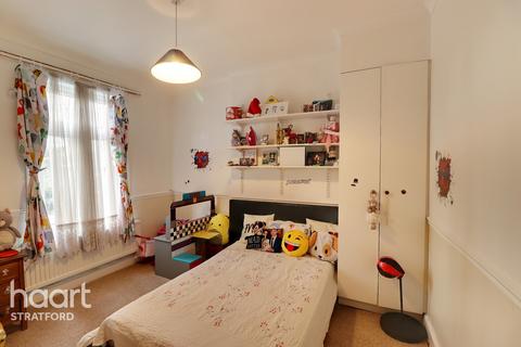 121 Capel Road, London, E7 0JT