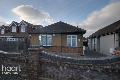 111 Hubert Road, Rainham, RM13 8AD