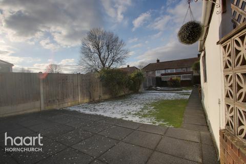 111 Hubert Road, Rainham, RM13 8AD
