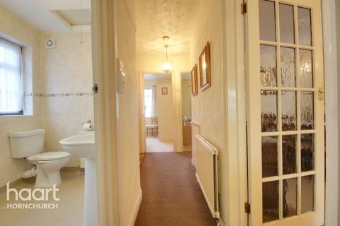 111 Hubert Road, Rainham, RM13 8AD