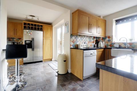 17 Bacon Close, Giltbrook, Nottingham, NG16 2UW