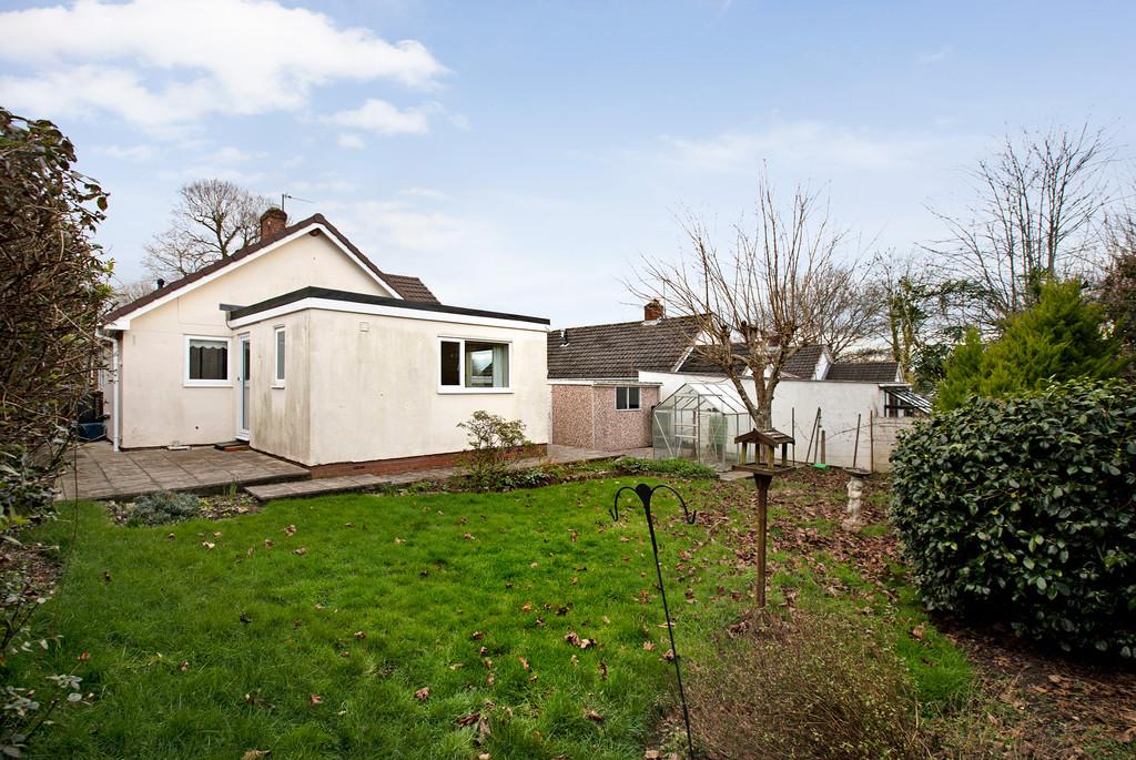 Coombe Close, Bovey Tracey 3 bed detached bungalow for sale £365,000