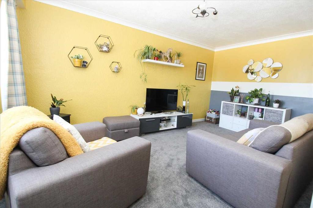 Winshields, Collingwood Chase, Cramlington 2 bed flat £69,950
