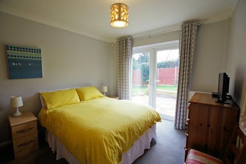 1 Ridgeway Close, Hyde Lea, Stafford, ST18 9BE