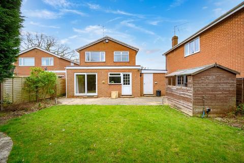 34 Meadow Close, Hockley Heath, Solihull, B94 6PG