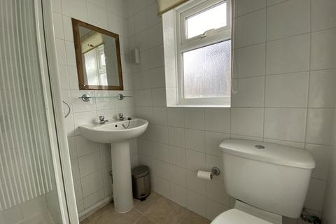 2 bedroom flat to rent, Portswood Road, Southampton