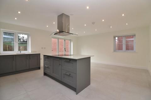 3 Ash Tree Close, Wilnecote, Tamworth, B77 5DP