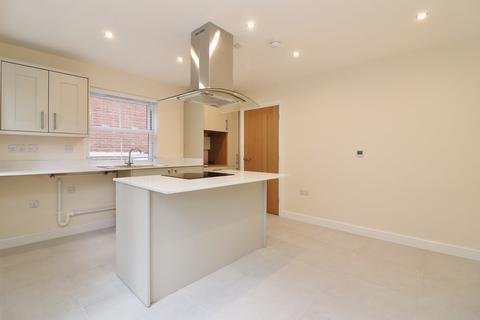 6 Ash Tree Close, Wilnecote, Tamworth, B77 5DP