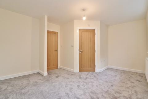 6 Ash Tree Close, Wilnecote, Tamworth, B77 5DP