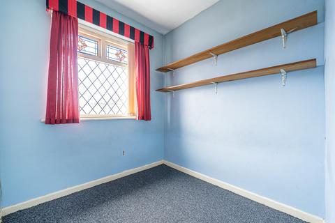 6 Tyersal Walk, Bradford, BD4 8ER