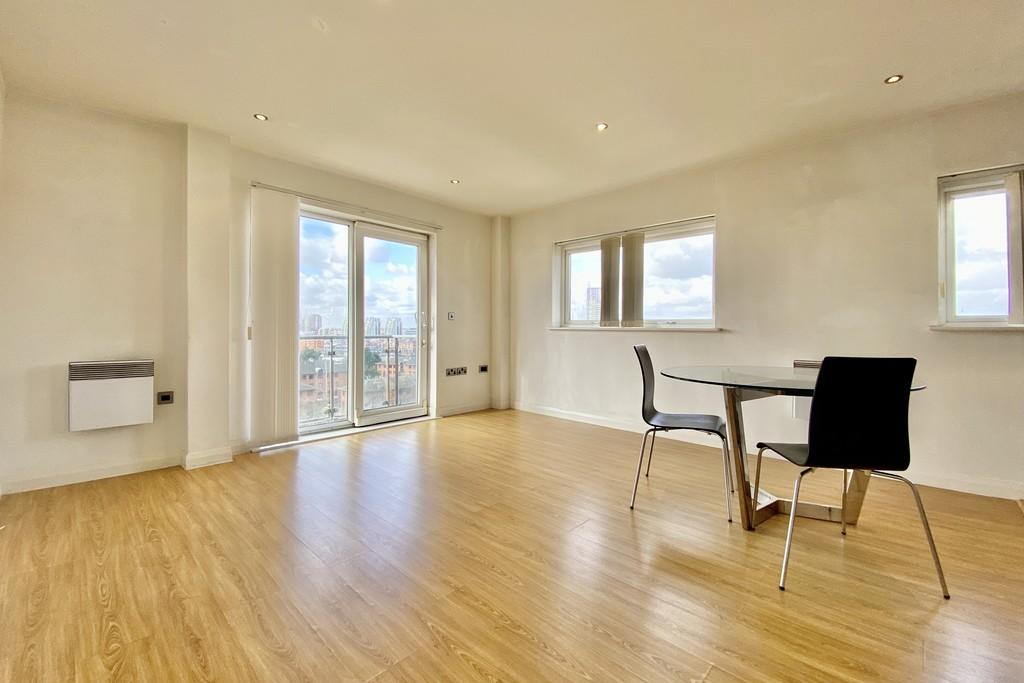 XQ7 Building, Salford 2 bed apartment £1,100 pcm (£254 pw)