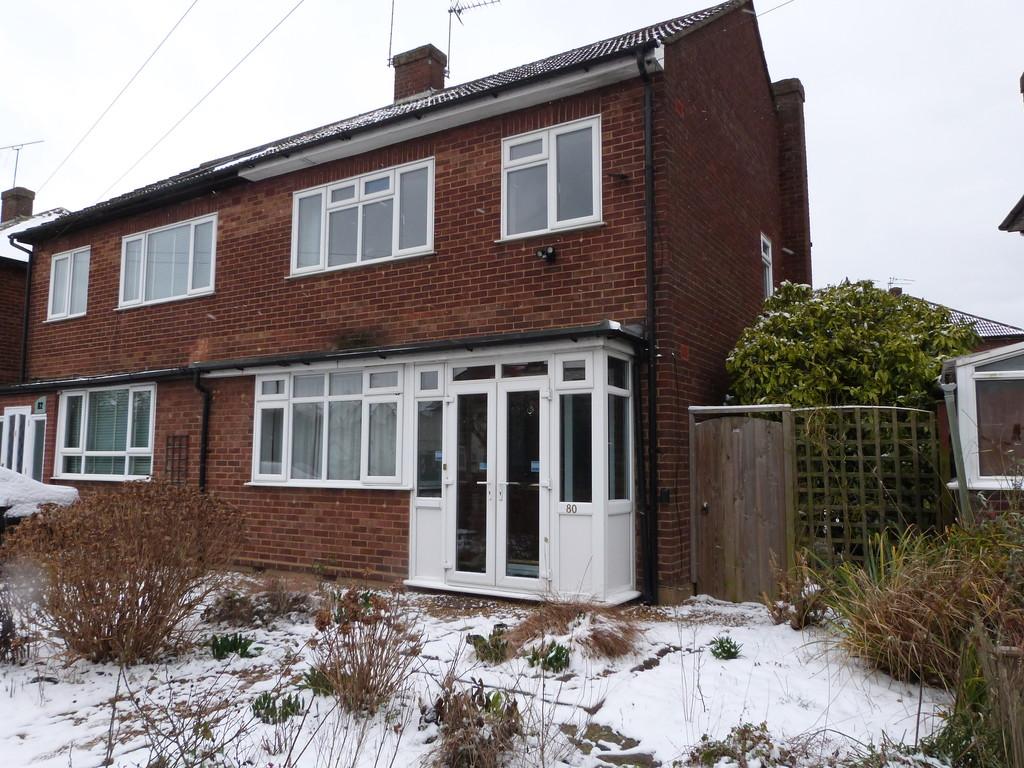 Crooked Mile, Waltham Abbey 3 bed semidetached house £1,300 pcm (£