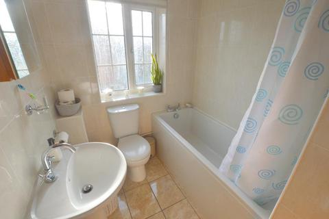 9 Birtley Croft, Luton, LU2 9TR