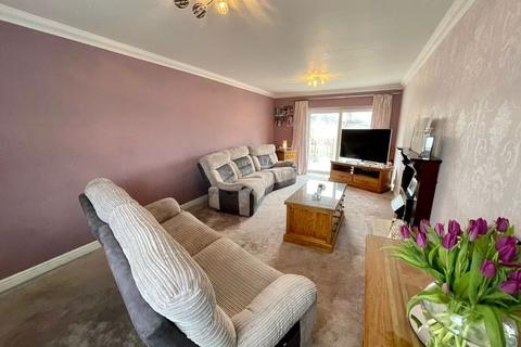 37 Blackthorn Road, Houghton Regis, Dunstable, LU5 5JP