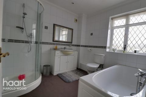 48 Priory Road, Romford, RM3 9AT