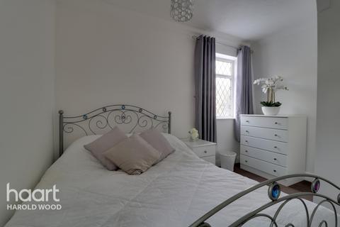 48 Priory Road, Romford, RM3 9AT