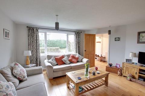27 Boundary Walk, Trowbridge, BA14 0LT