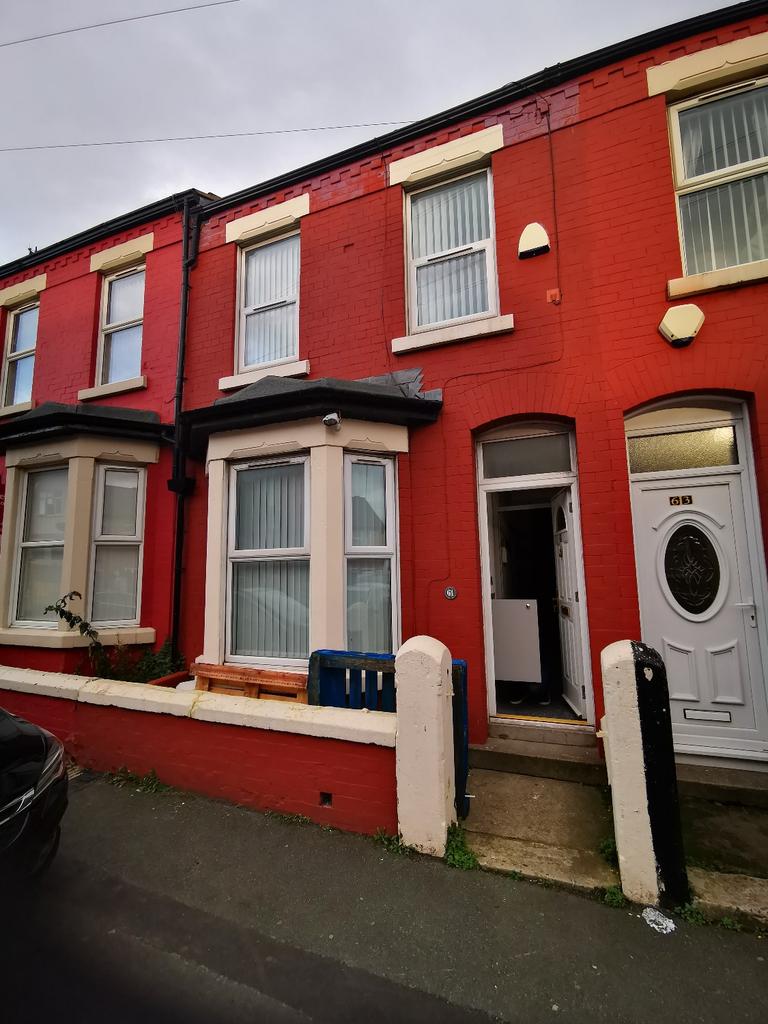 Palatine Road, Wallasey 4 bed terraced house £700 pcm (£162 pw)
